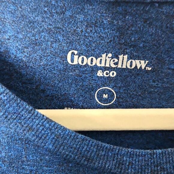 Standard T-Shirt | Size M - Picture 2 of 4